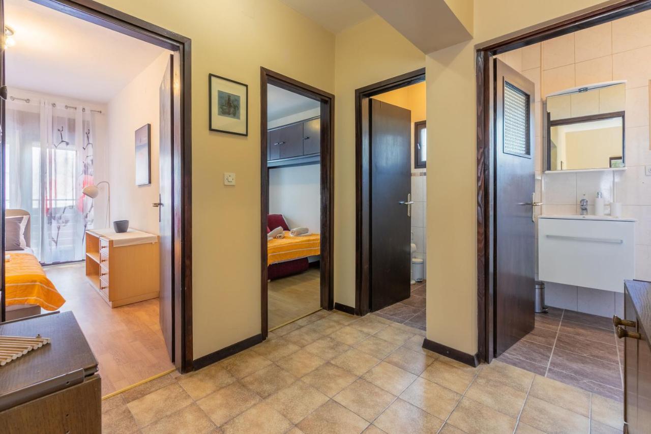 Apartments Zec Selce Esterno foto