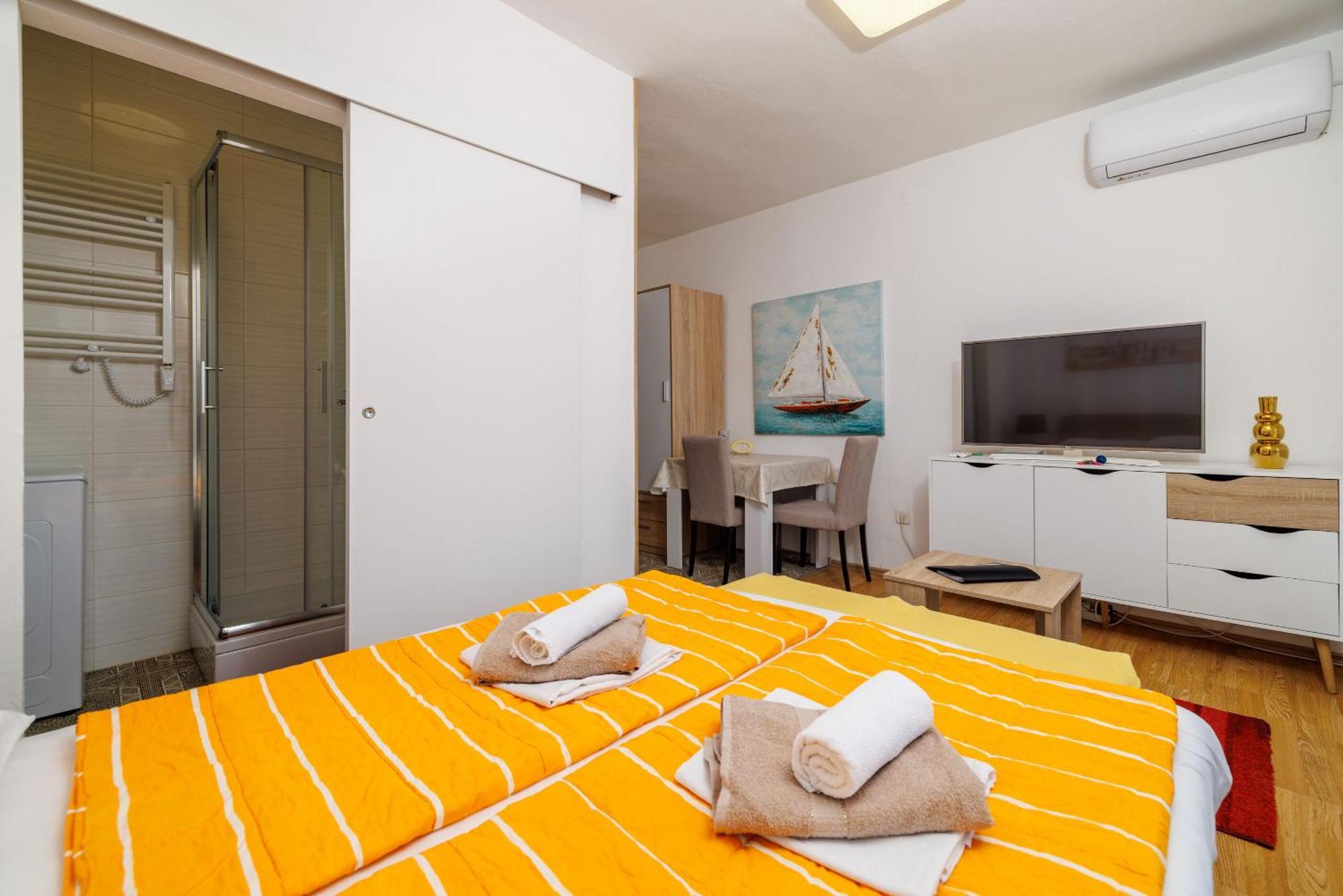 Apartments Zec Selce Esterno foto