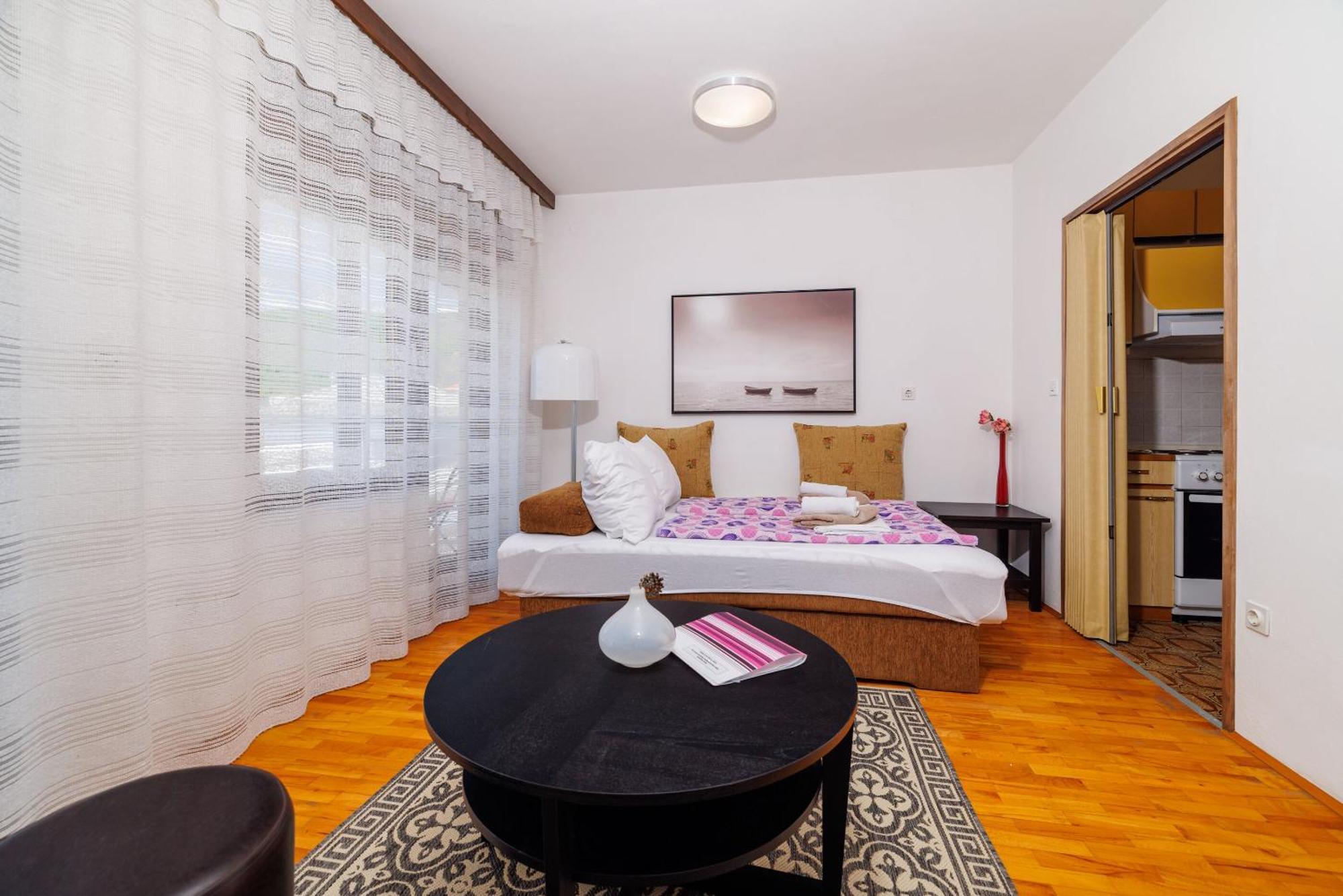 Apartments Zec Selce Esterno foto