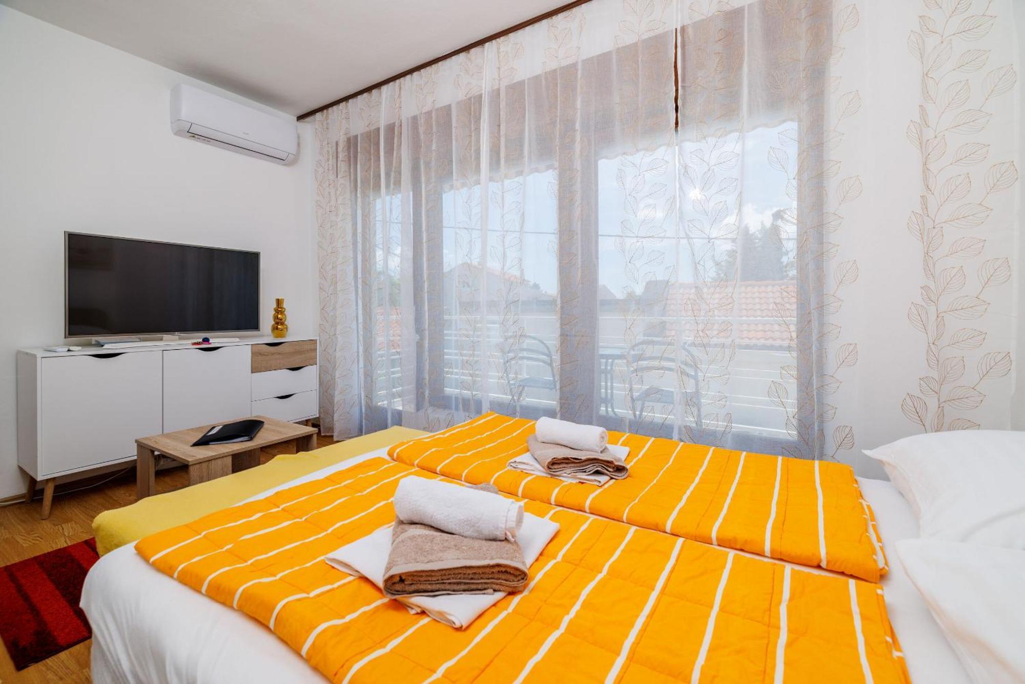 Apartments Zec Selce Esterno foto
